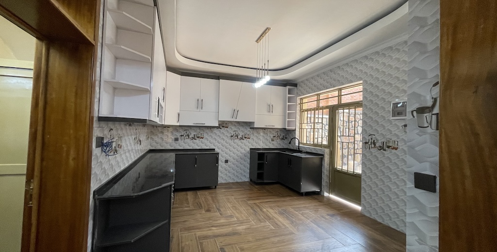 properties/HmRZXSFdtVOEraMOQ3YR72OrE6GHcxz7HDSolDlq.jpg