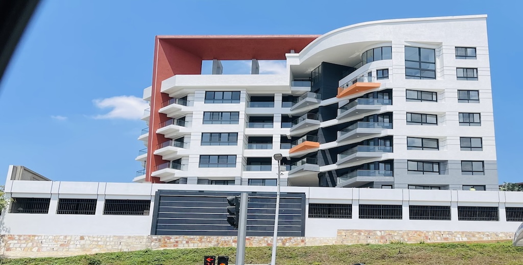 properties/IwqYx56W23csyJQLaxJMlELWDJq7FPEhk4mXUpDU.jpg