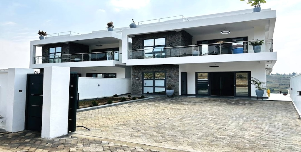 properties/XXLJKbsNjQopbd6RJH8327mUbAWhlEUzPOlTDOGy.jpg