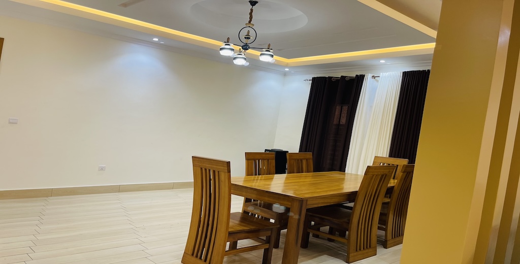 properties/Z9P9YXSfFk5NeZ3qk0zKpwmWJV92D9yGX5DP5MCU.jpg