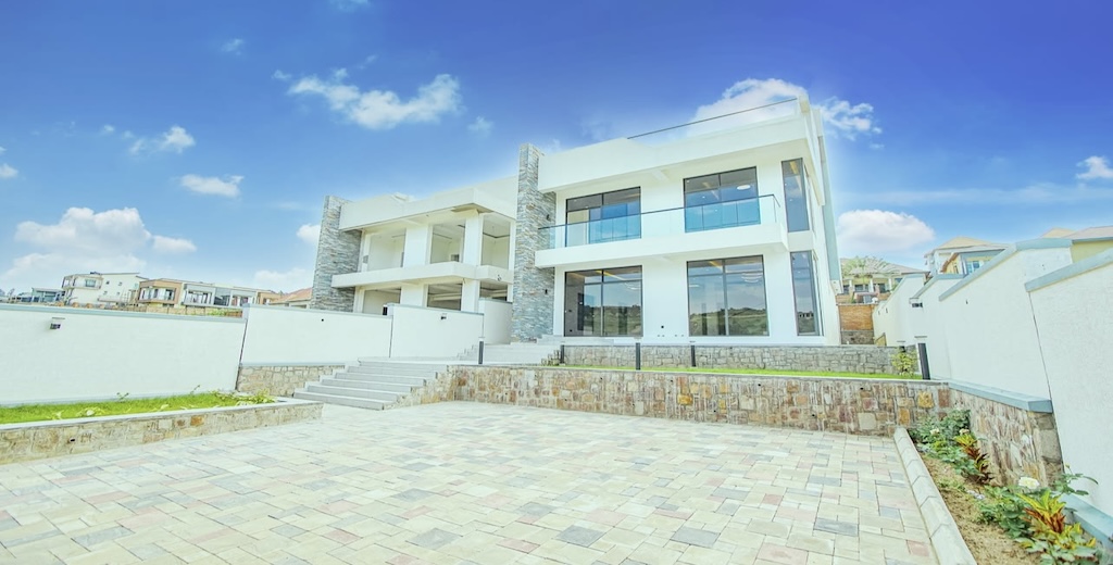 properties/kzeqAnZKnUsfEKYrabcU96T5NPdPBuFHgjflZh3y.jpg