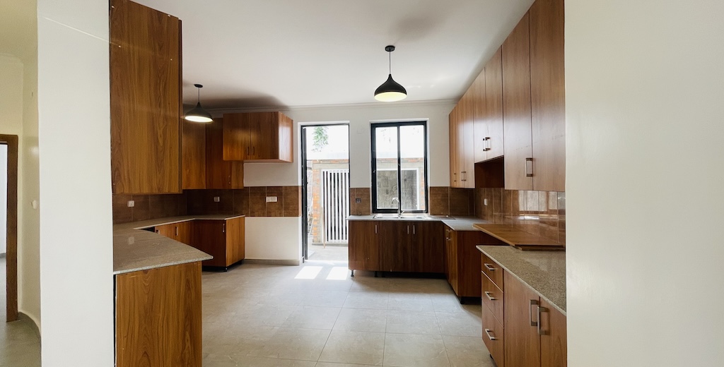 properties/oYHadhGMs9q5zKWPzUOu5ApgfE8FnNVPUEhlLOMT.jpg