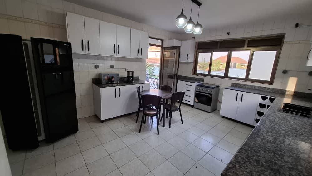 properties/sBXQQBKbLvY76mKgOaD5yomTHTB6wi2YT07pg5oF.jpg