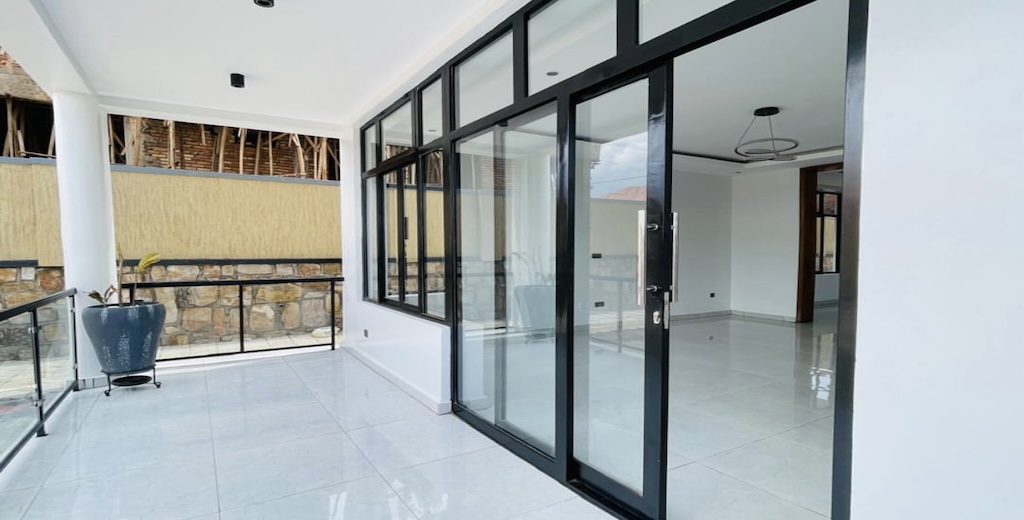 properties/yJlxtY0GERIZ6XPUFyMixdjPigarULk0T2OF1Xum.jpg